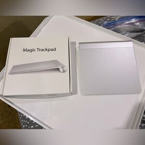 Apple Magic Trackpad - 1st Generation, Renewed